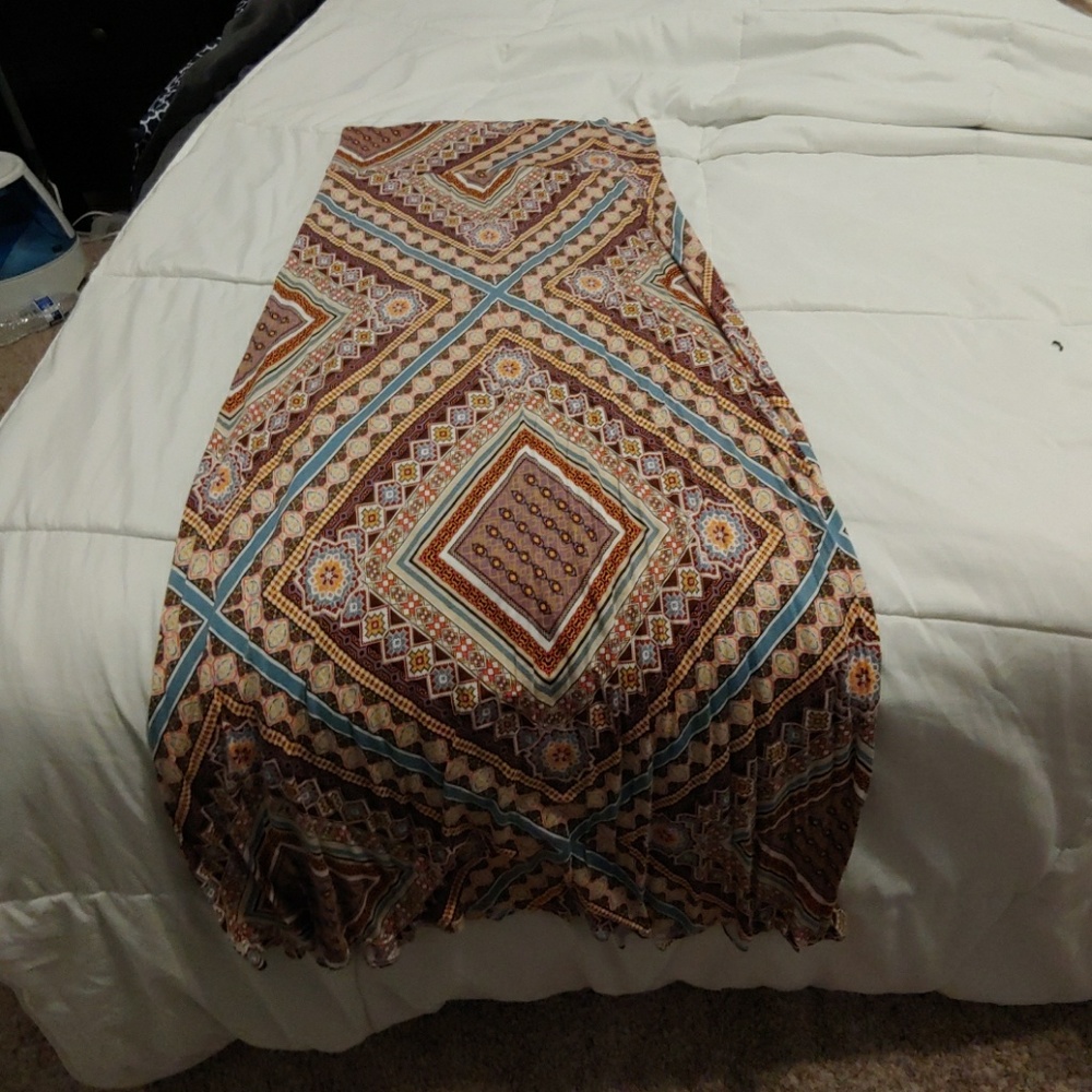 American rag maxi skirt